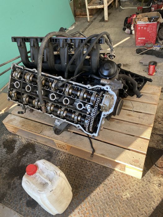 Продам мотор БМВ м 52 по запчастинам!
