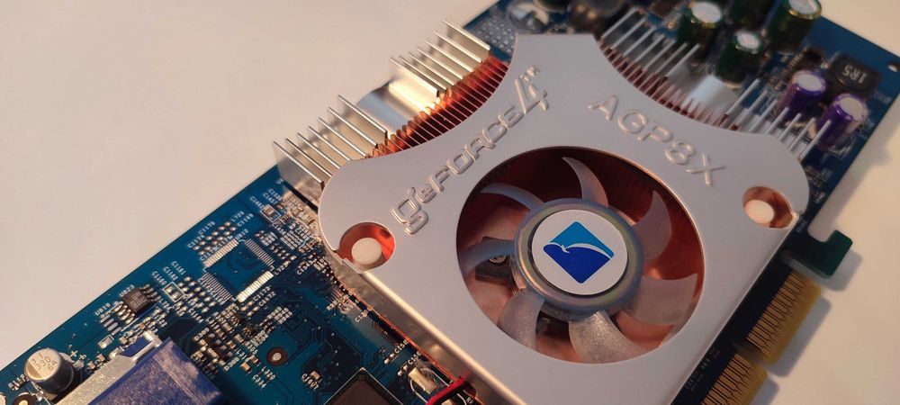 Albatron GeForce 4 Ti 4800 SE 128Mb DDR AGP