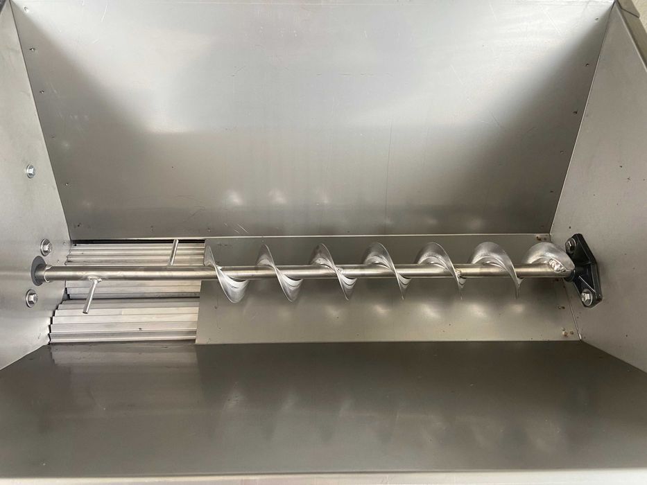 esmagador desengaçador uvas inox eletrico monofasico c/s bomba