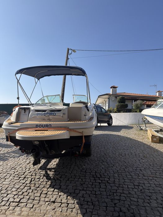 Sea Ray Sundeck 210