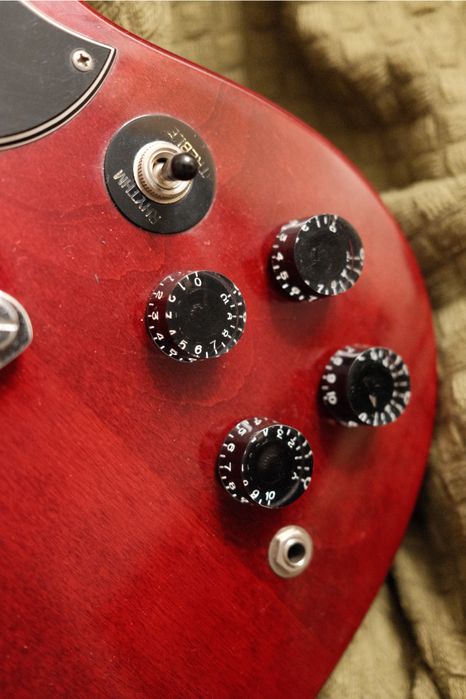 Epiphone SG-400 (Gibson) + Hardcase