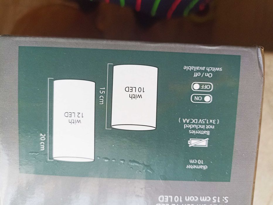 Tuby szklane z oświetleniem LED dekoracyjne