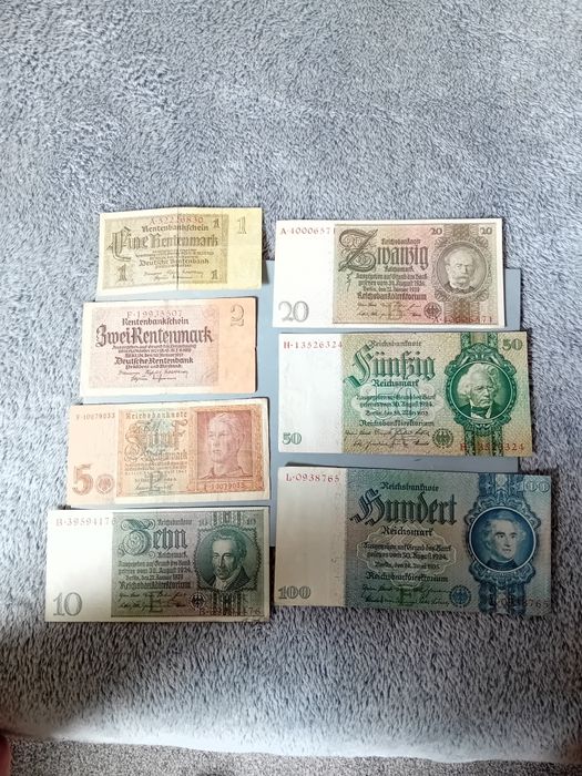 Przedwojenne banknoty niemieckie.