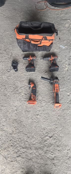 Zestaw narzędzi Black+Decker