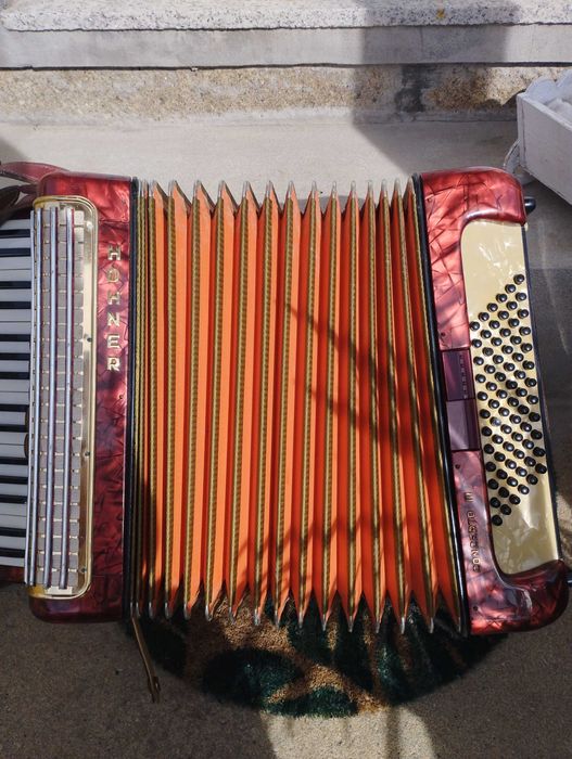 Acordeão hohner concerto lll