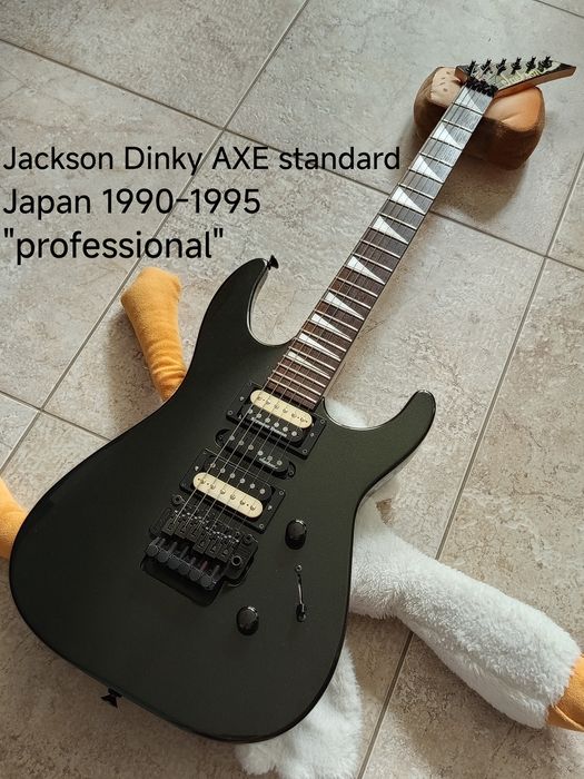 Jackson (professional) Dinky Axe standard (Japan 1992) Schaller