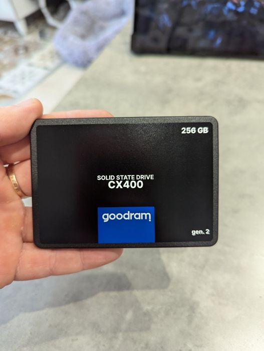 SSD GoodRAM CX400 256GB SATA III 2.5" у відмінному стані