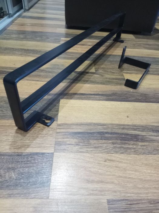 Wieszaki metalowe czarne