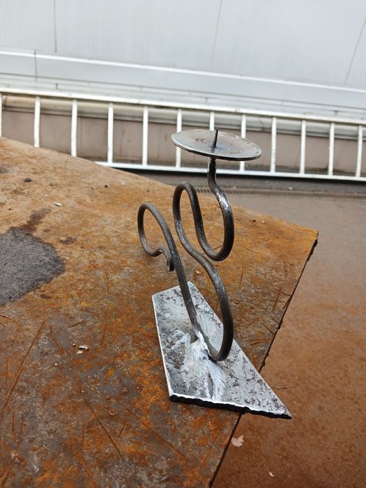 Підсвічник кований ручної роботи