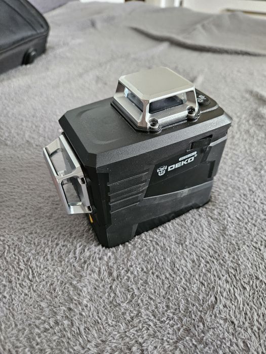 Laser krzyżowy poziomica deko dc0519L2