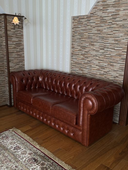 Продам ДИВАН і КРІСЛО з натуральної шкіри в ідеальному стані