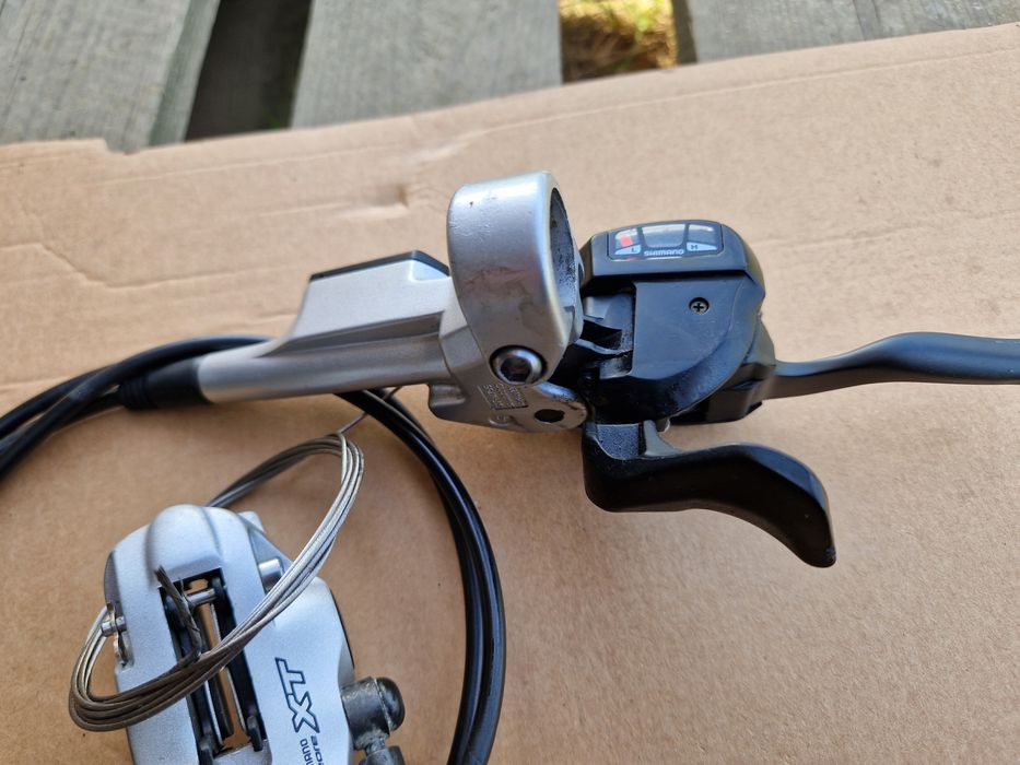 Klamkomanetki hamulce Shimano Deore XT ST-M765 BR-M765
