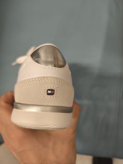 Sneakersy Tommy Hilfiger r. 37