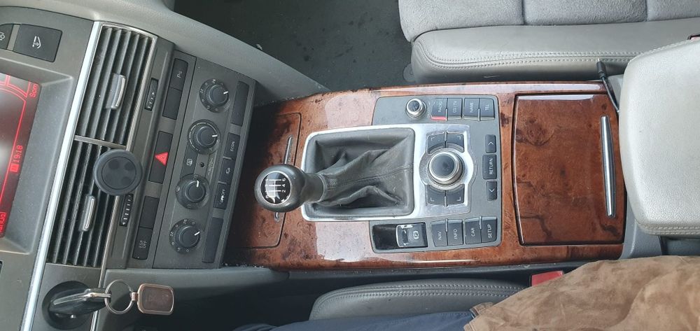 Audi A6 2.4 V6 (GPL) - 2004 - Para Reparar ou Peças