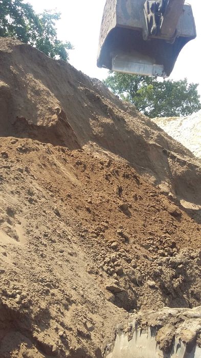 Ziemia polna  brązowa