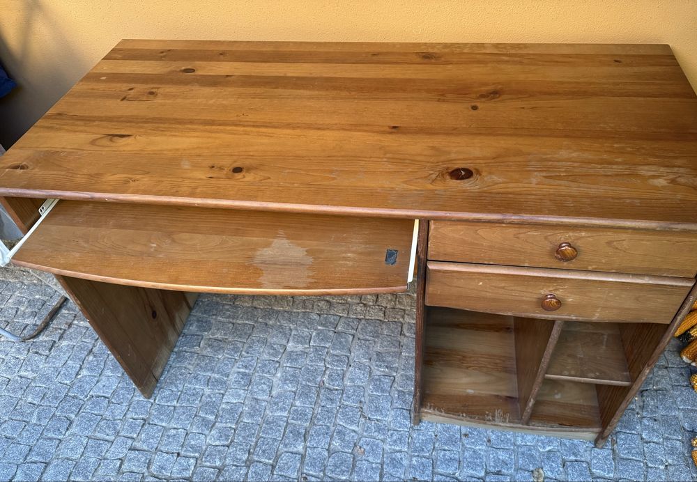 Mesa secretaria pinho p/ computador e gavetas