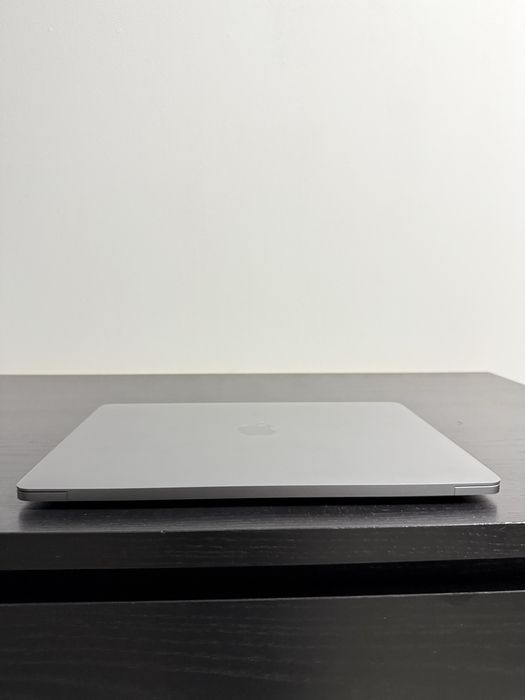 MacBook Pro 13 M2 - 16GB - 256GB - Space Grey