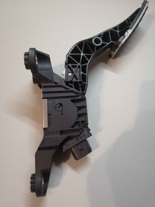 Hyundai/Kia Kona 2017- педаль газу  EL13752 32700H8110