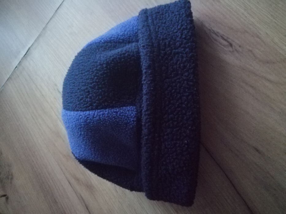 Czapka polarowa - stan bardzo dobry