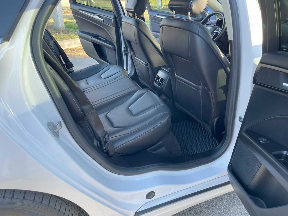 Ford Fusion 2.0 Hybrid CVT Titanium 2019 гібрид елктро