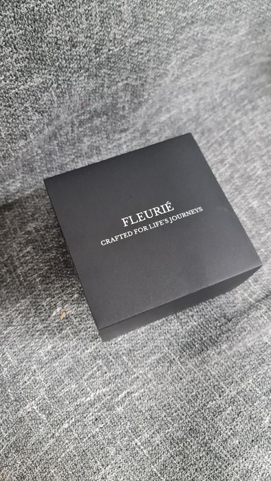 Relógio Fleurie Novo
