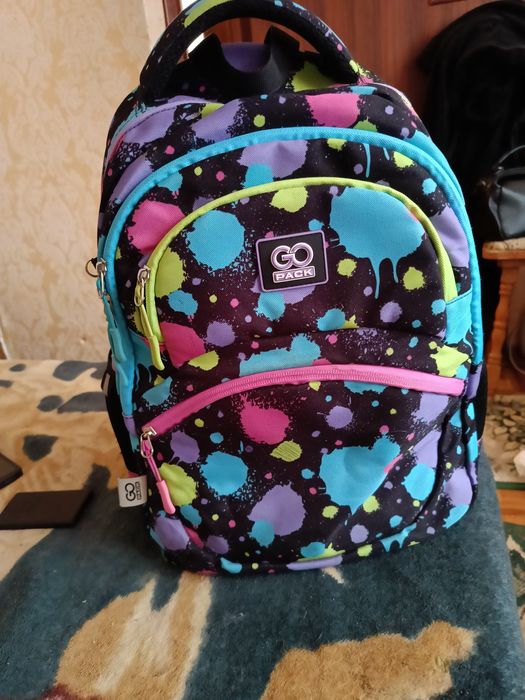 Продав в гарному стані без поломок