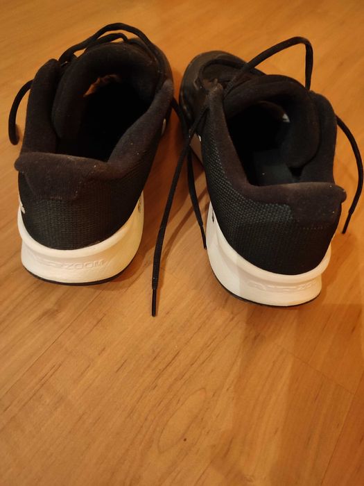 Nike tennis tanio Air Zoom Gp Challenge Pro 44 280 mm