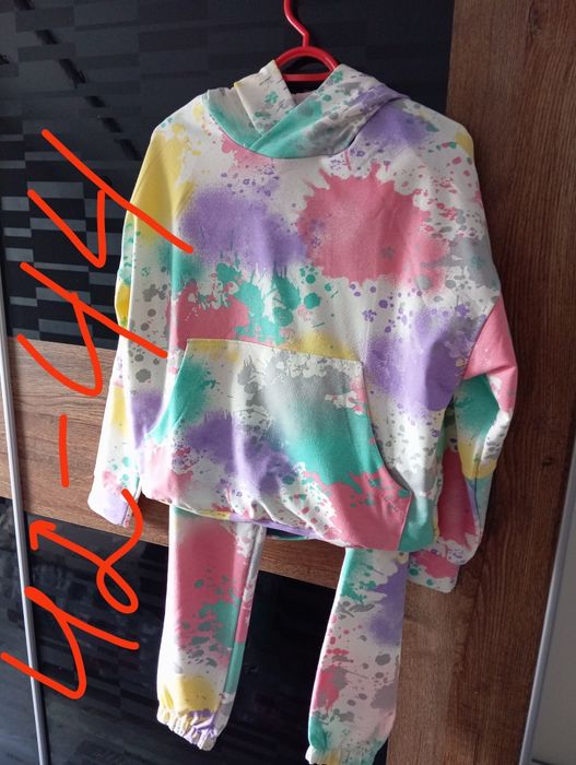 Продам одяг бу в дуже хорошому стані,розмір вказаний на фото.