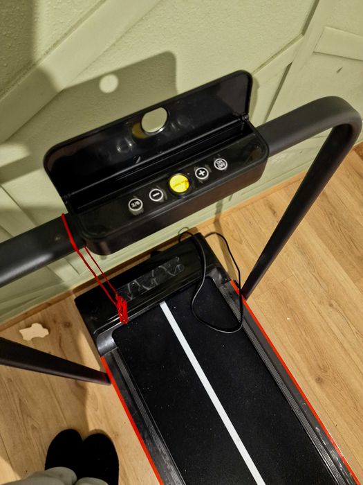 Electric Treadmill446277539437619201