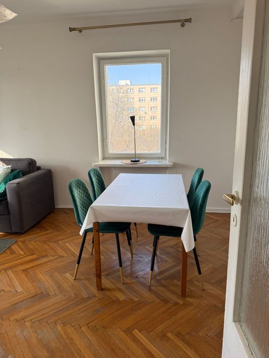 2500 PLN, 2 pokoje, metro Racławicka, bezpośrednio od właściciela.