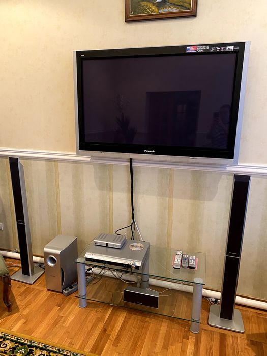 Продается телевизор с домашним кинотеатром Panasonic