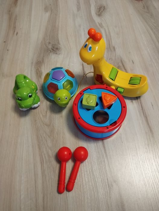 Zabawki grzechotki-pozytywki