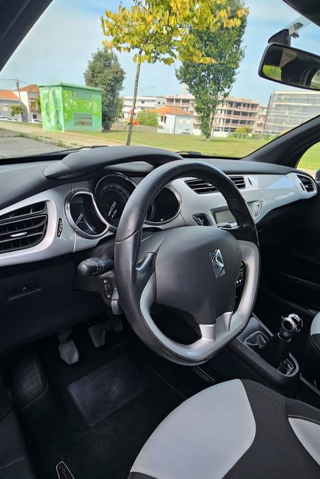 Citroën DS3 1.4 e-HDi So Chic Nacional