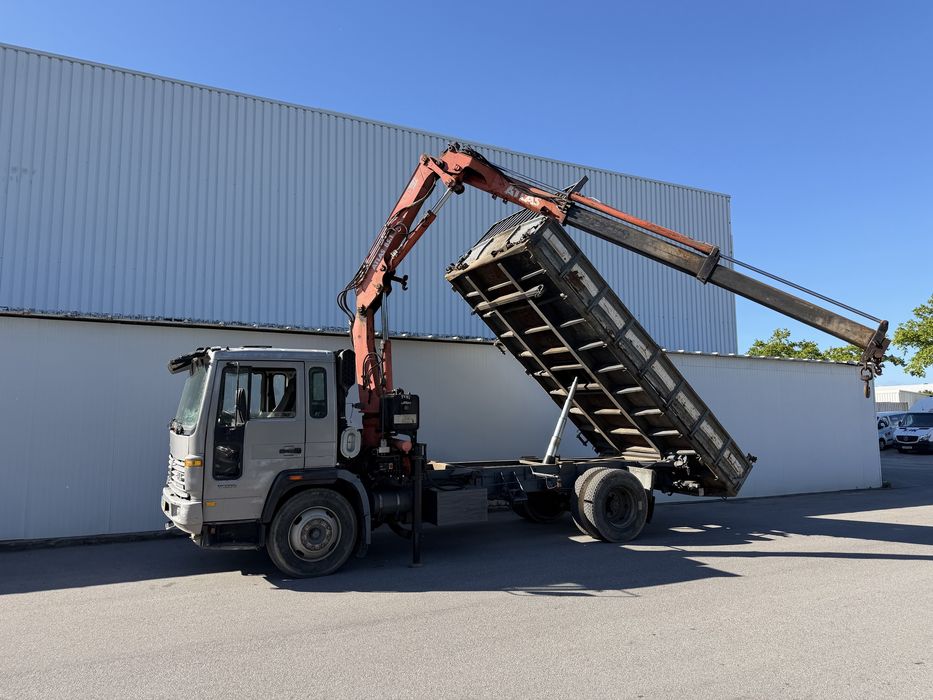 Volvo FL6 Bascula e Grua