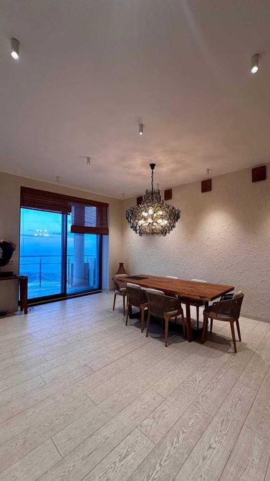 Ексклюзивна квартира з терасою в будинку «Каркашадзе Ювілейний»