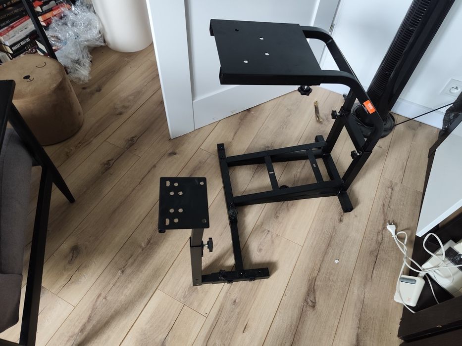 Stojak pod kierownicę Vevor dobry stan