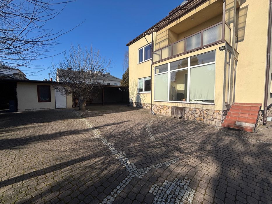 Sprzedam dom w świetnej lokalizacji