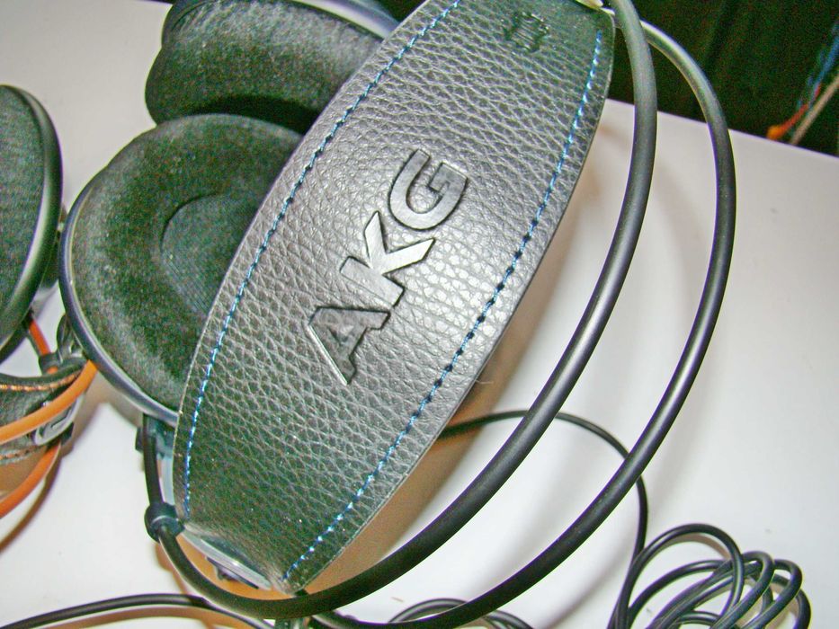 Наушники полноразмерные открытые, мониторного типа AKG K712 , K702