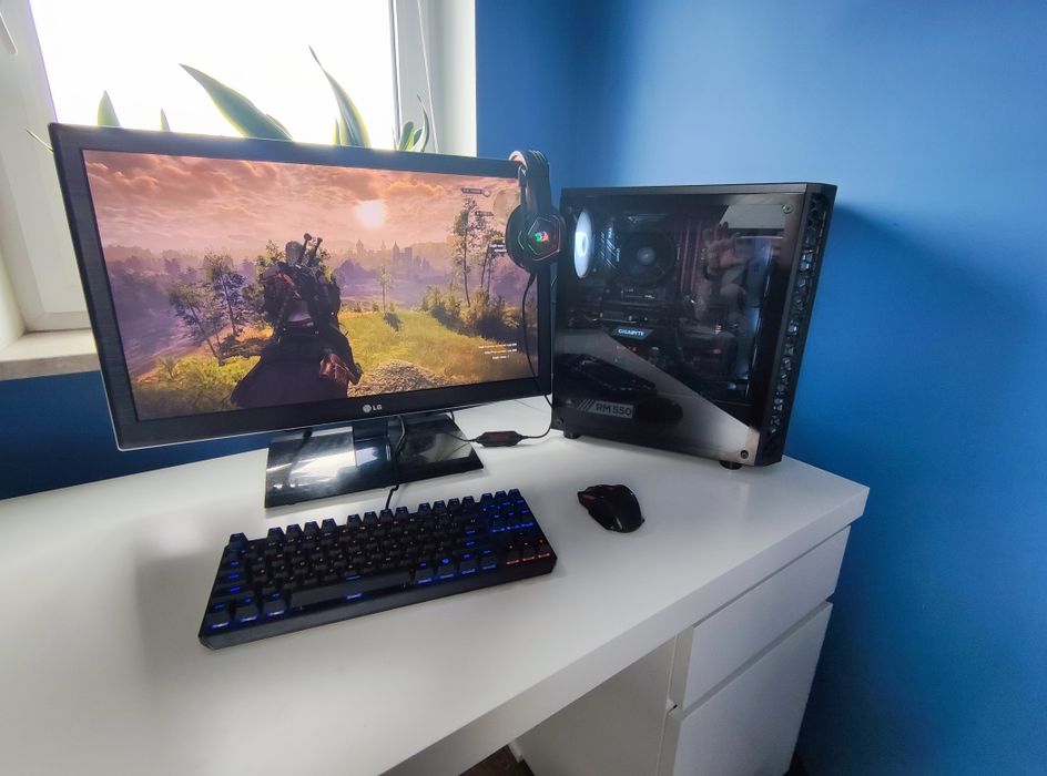 Zestaw Gamingowy Ryzen 5, rx5700, 16GB RAM SSD+ HDD + 27' + Akcesoria