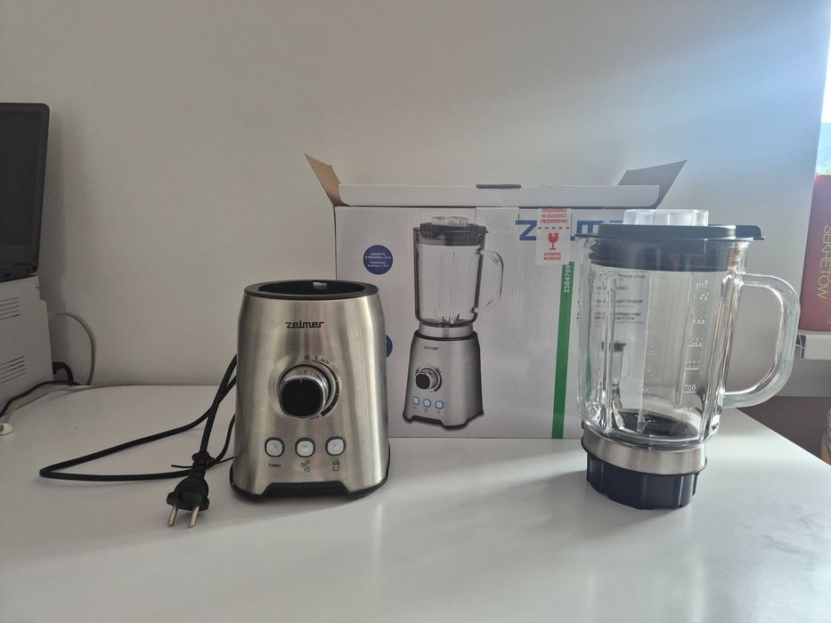 Blender kielichowy ZELMER ZSB4799 Srebrny