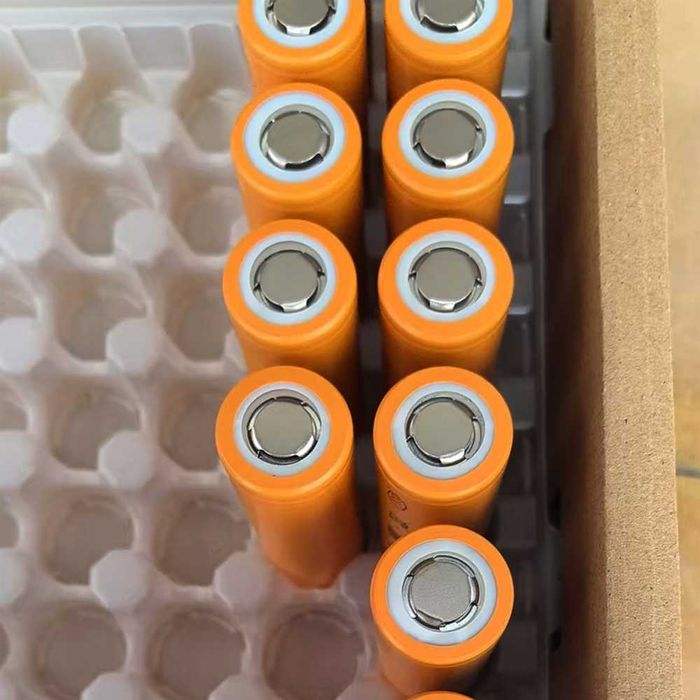 Акумулятор INR 21700 EVE 58E 5700 mAh