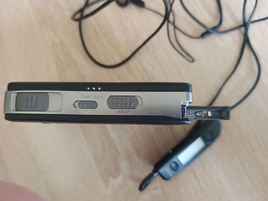 Касетний плеєр sony walkman wm-rx707