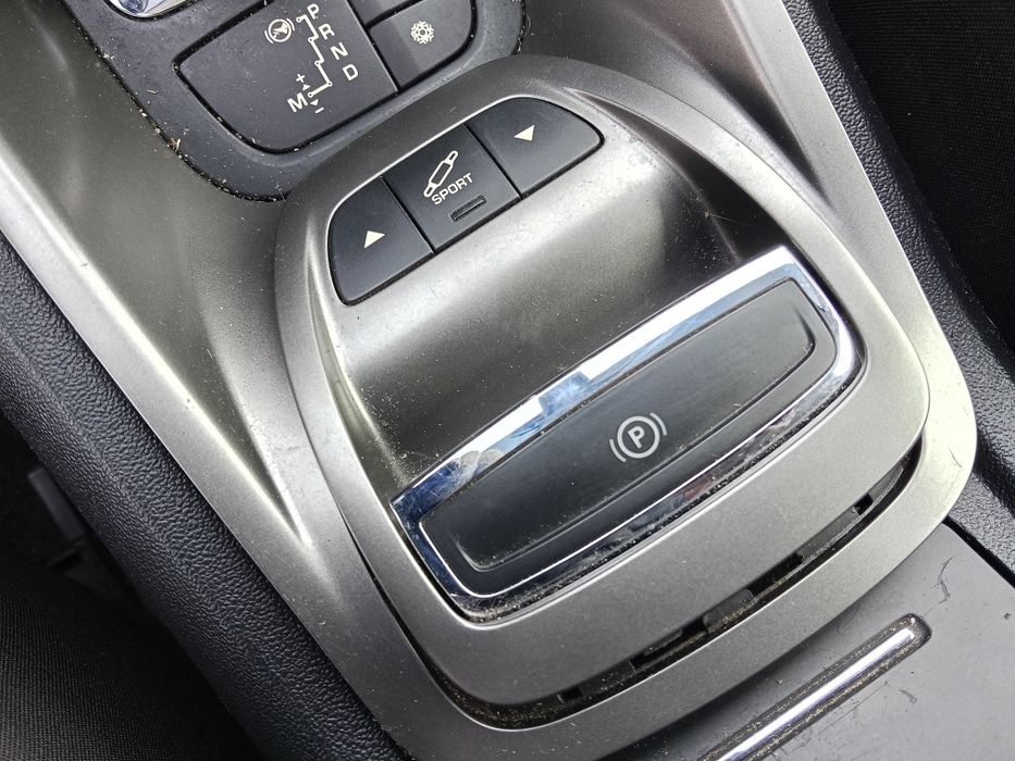 Przycisk hamulca ręcznego elektrycznego citroen C5 x7 III