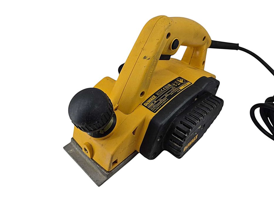 Strug elektryczny dewalt DW680