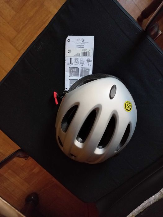 Capacete para bicicleta novo a estrear