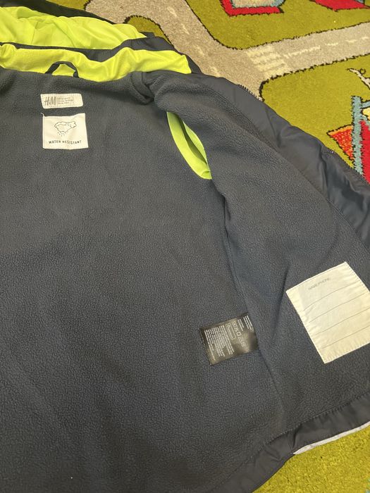 Куртка H&M  в ідеальному стані