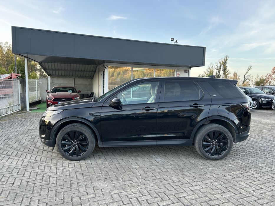 Land Rover Discovery Sport P300e