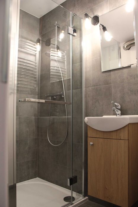 Mieszkanie dwu pokojowe po remoncie + GARAŻ (opcjonalnie)