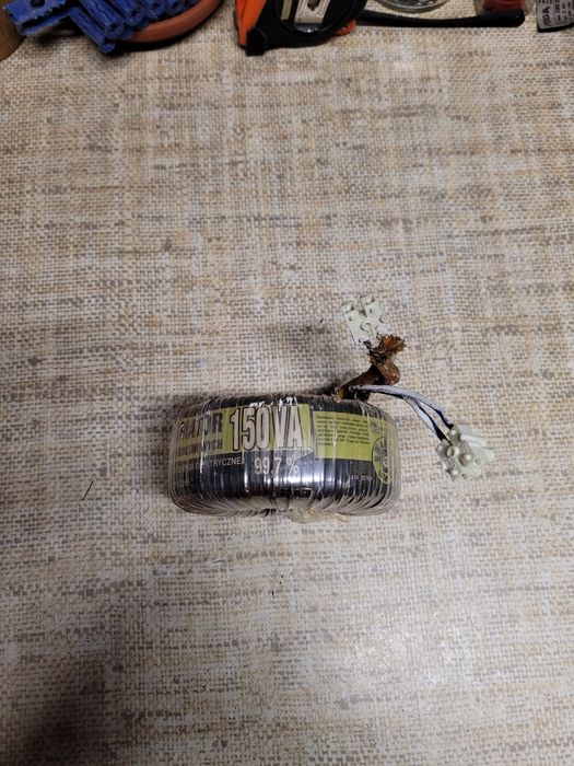 Transformator toroidalny 12v/220v 150va