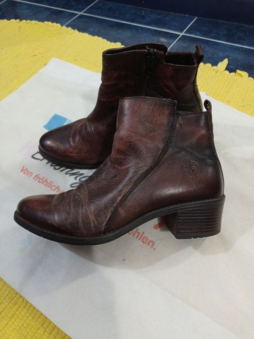 Чоботи Bugatti 40 розміру, торг